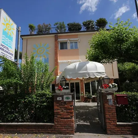 Отель Miramare 3*
