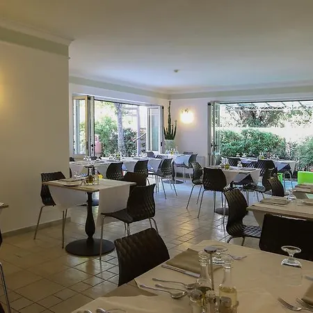 מלון Miramare