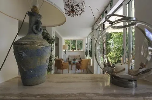 מלון Miramare 3*