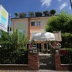 Otel Miramare 3*